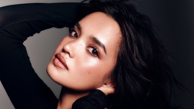Sophia Hammons, Closeup, 8K, Black dress, 5K, American actress, Dark background